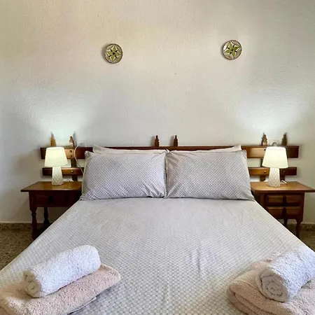 Garden Apartment, La Noria