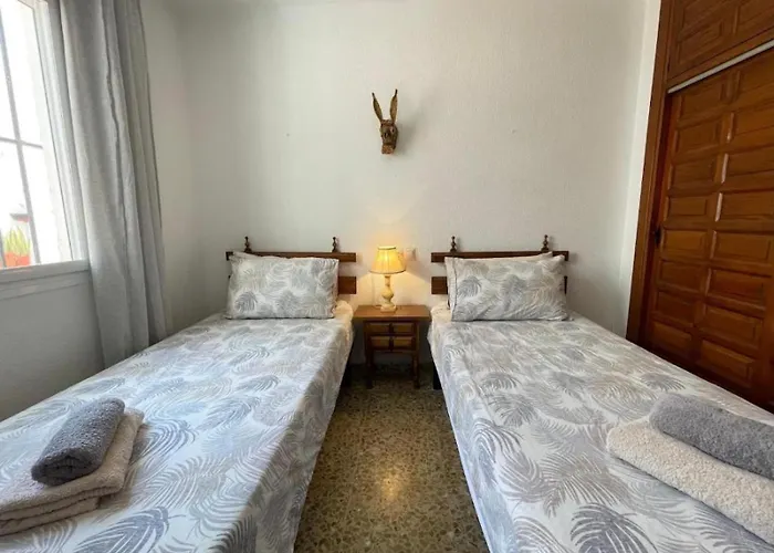 Garden Apartment, La Noria *