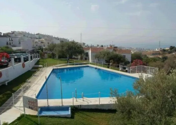 Garden Apartment, La Noria Апартаменты Малага